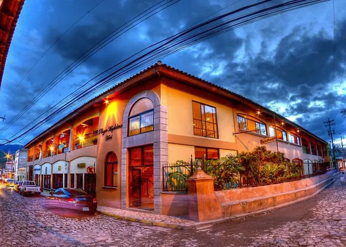 Plaza Magdalena Hotel
