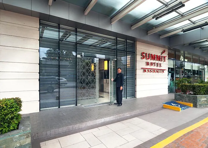Summit Hotel Magnolia