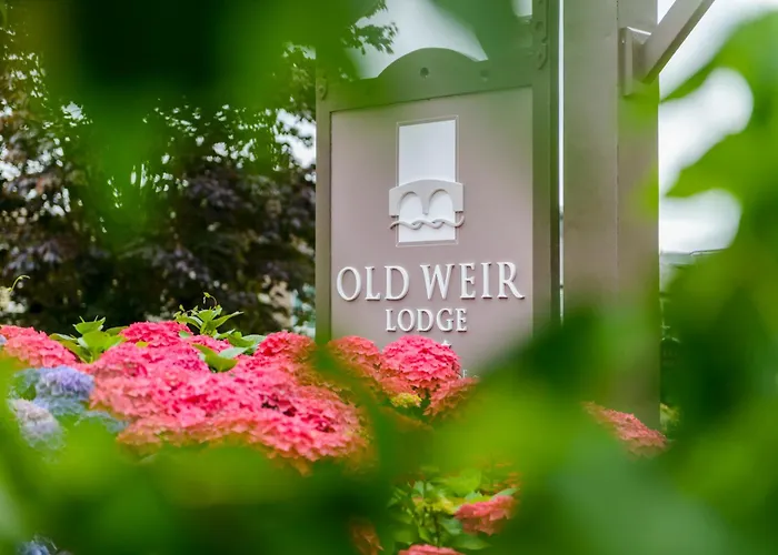 Old Weir Lodge