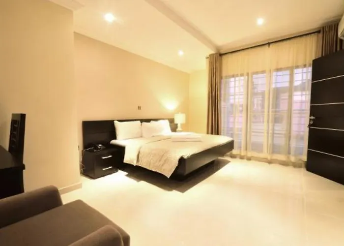 Villa Thirty Three