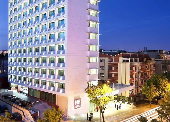 Hotéis de quatro estrelas em Porto