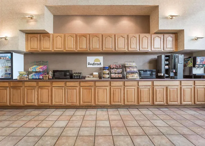Days Inn By Wyndham Athens