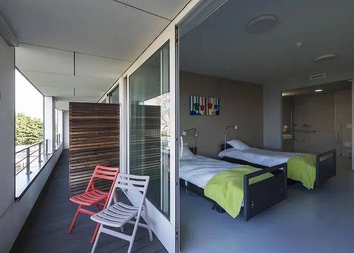 Hotel Middelpunt - Gratis Parking - Ontbijt Inbegrepen!