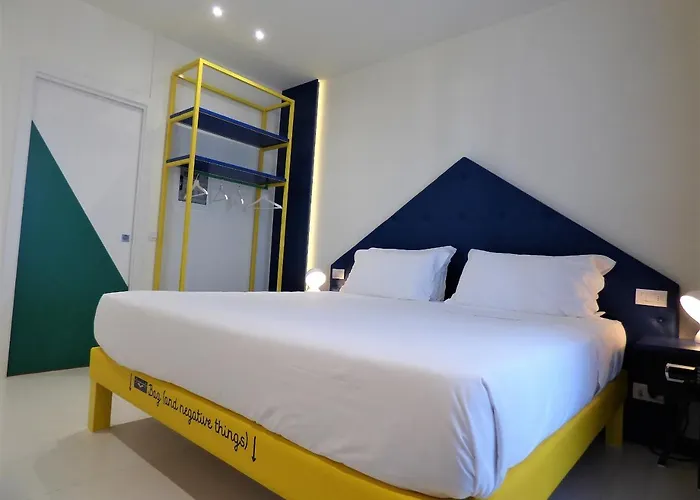 Hotel Trevi