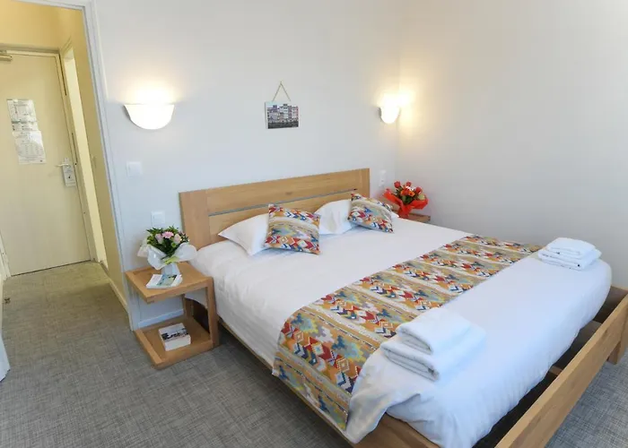 Hotel Sables D'or