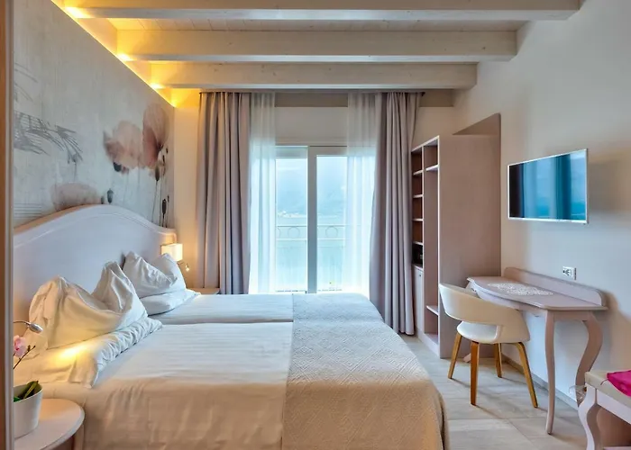 Hotel Riviera Panoramic Green Resort