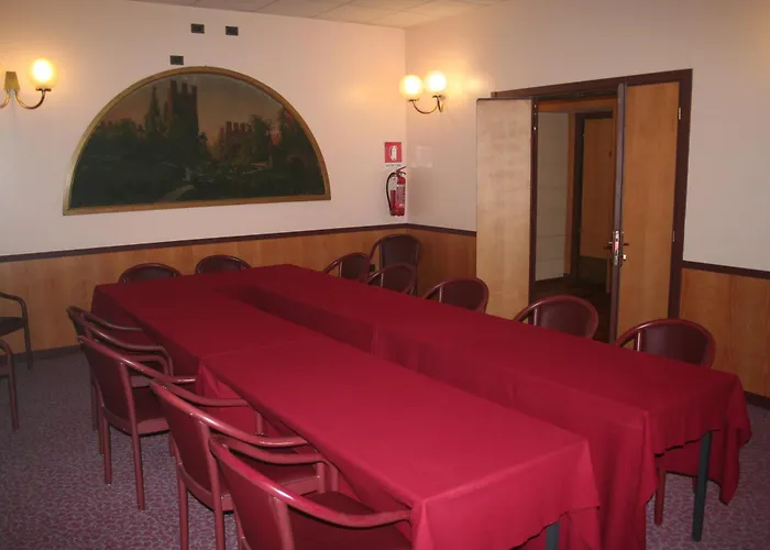 Albert Hotel