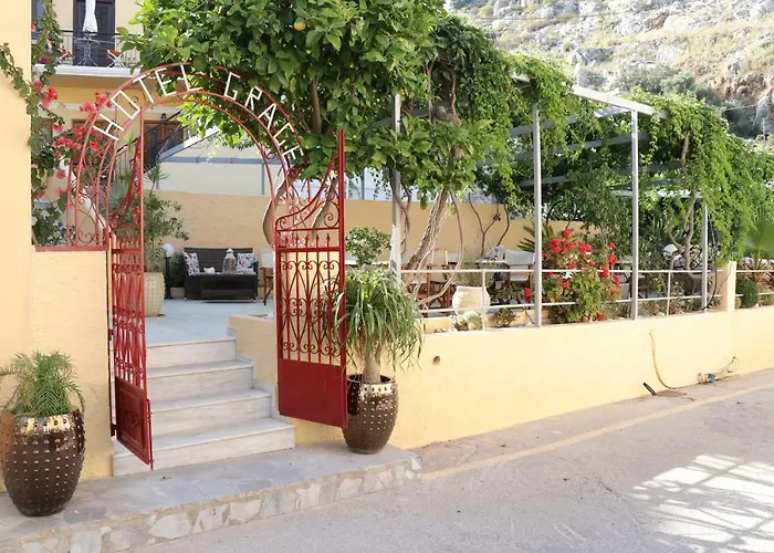 Grace Hotel & Studios