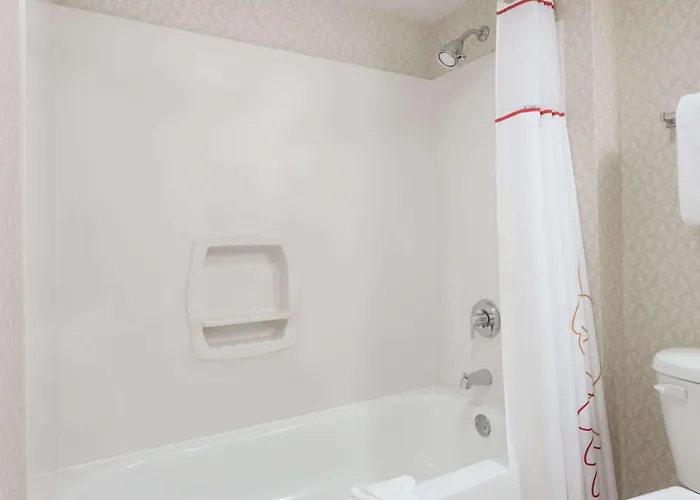 Value Suites Extended Stay - St Louis