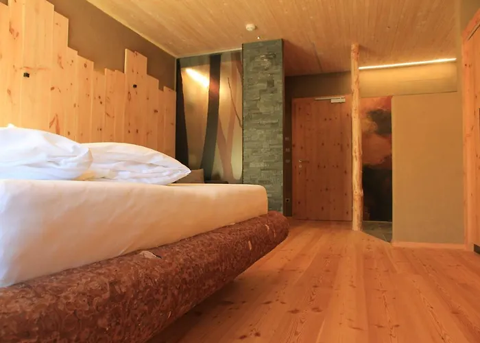Bike & Ski Hotel Diana Karersee