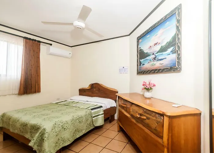 Cadillac Rock Beach Hotel