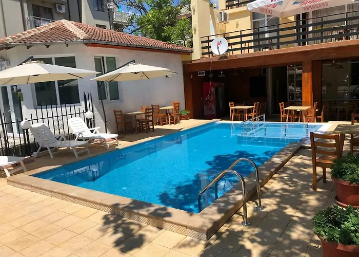 Family Hotel Central