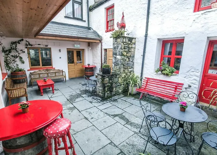 Mc Kevitts Village Hotel