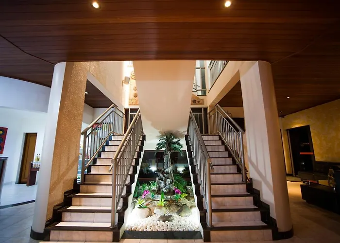 Centerminas Palace Hotel