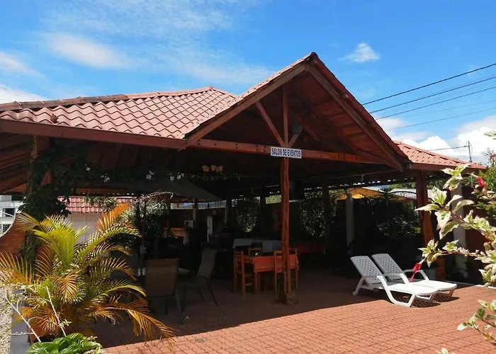 Hotel Yurak