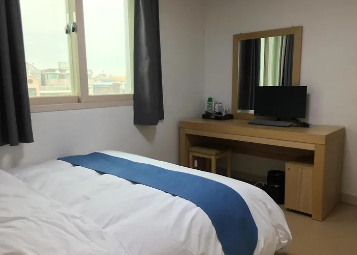 Hotel Joy Near Camp Humphres