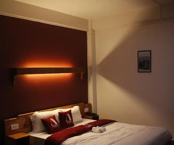 Aisha Guest House Bed & Breakfast