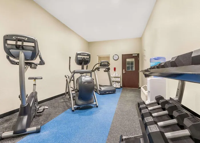 Microtel Inn & Suites By Wyndham Perry