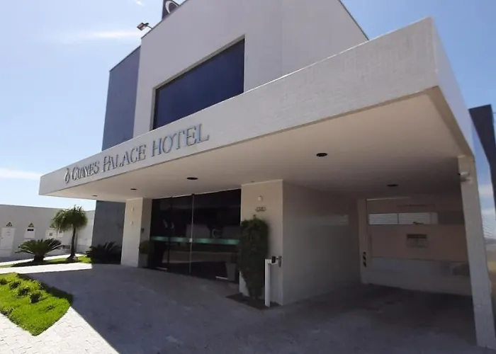 Guines Palace Hotel