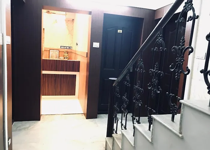 Lakshmi Tourist Home
