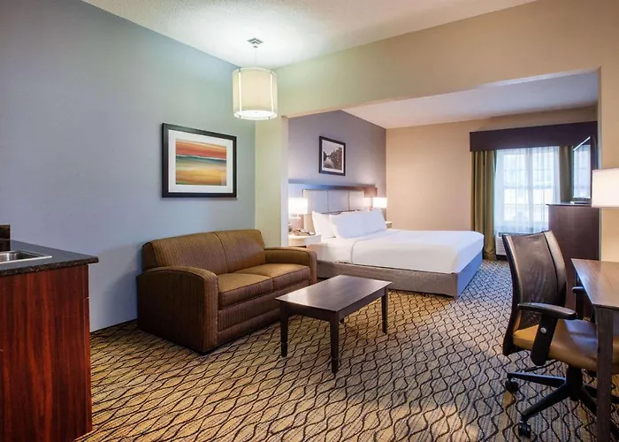 Wingate By Wyndham Roseville/Detroit