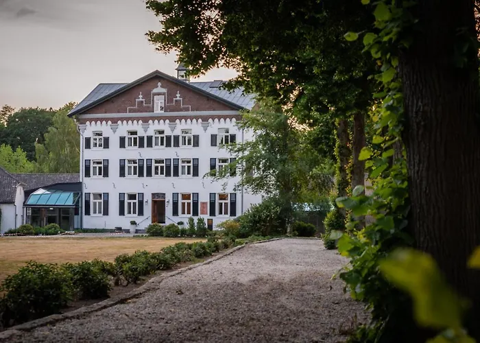 Fletcher Hotel Chateau De Raay