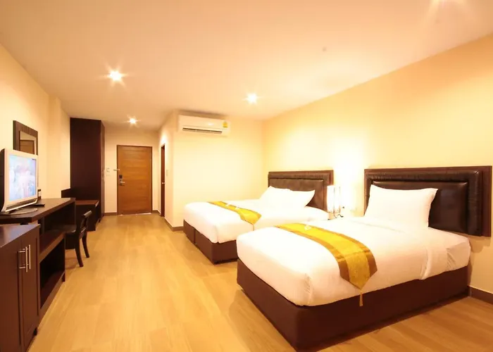 Paragon Suites Resort